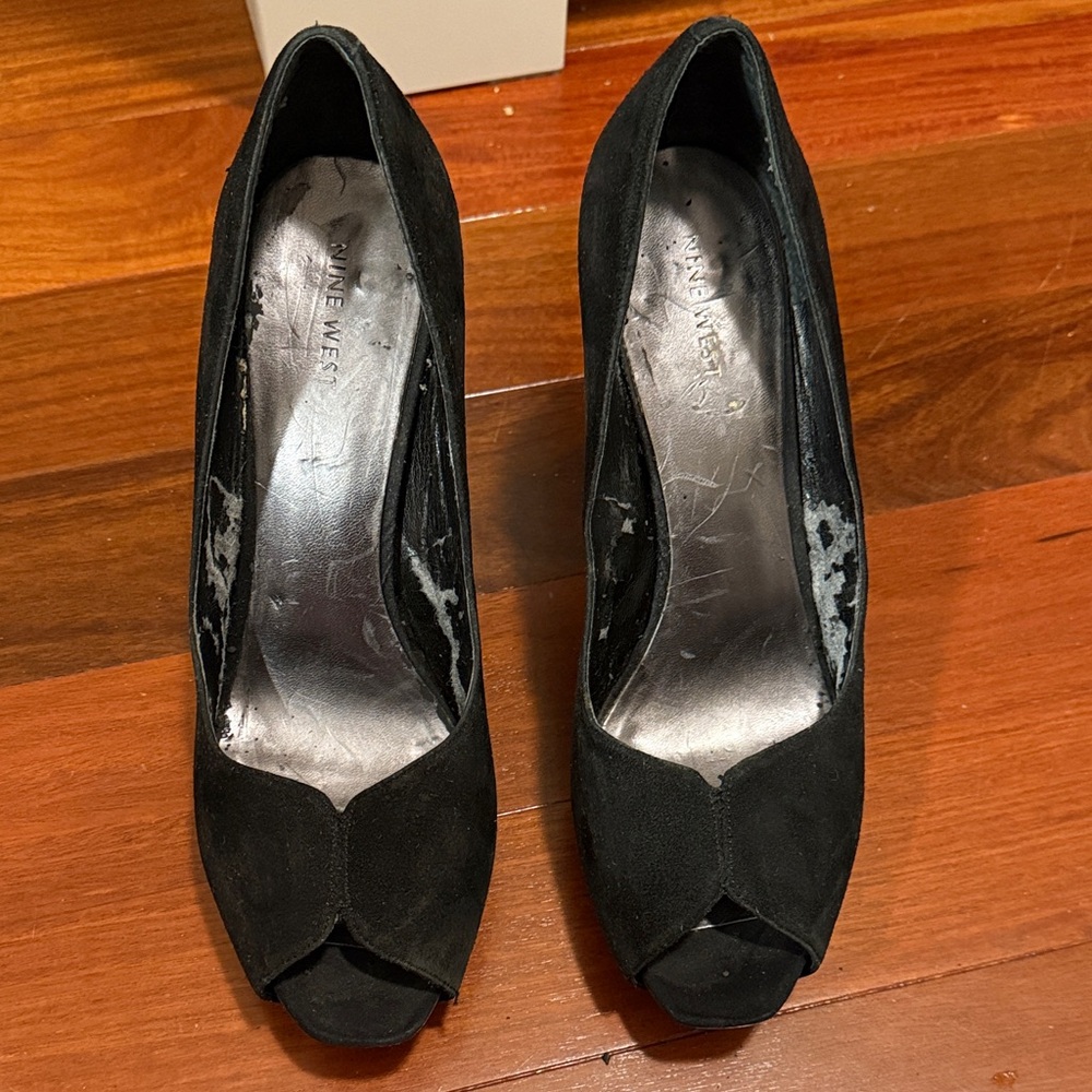 Nine West Elegant Black Peep Toe Heels